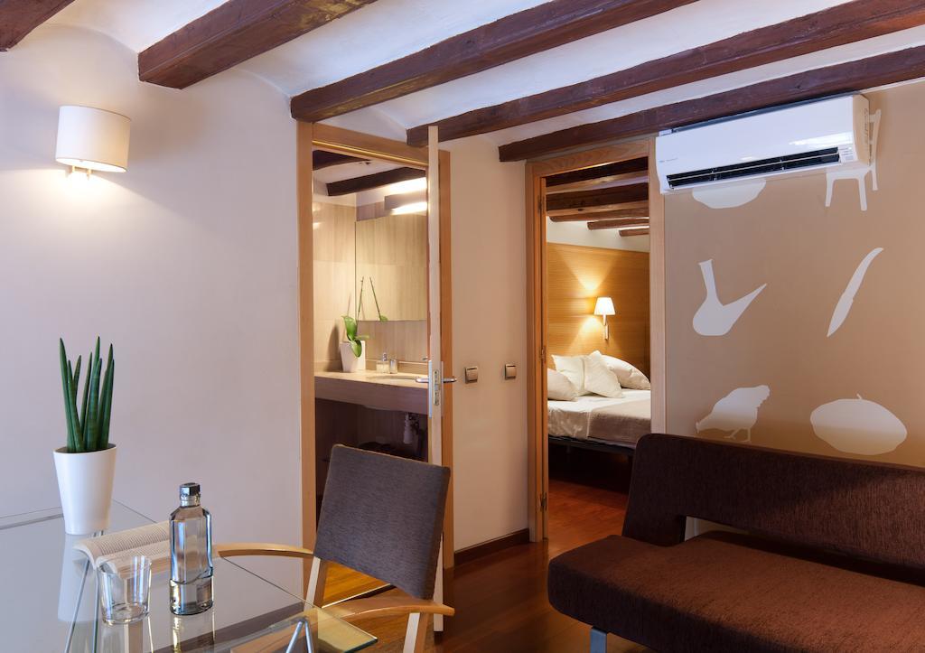 Apartamentos La Casa De Les Lletres บาร์เซโลนา ห้อง รูปภาพ