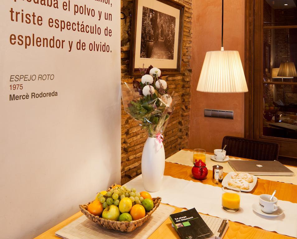 Apartamentos La Casa De Les Lletres บาร์เซโลนา ภายนอก รูปภาพ