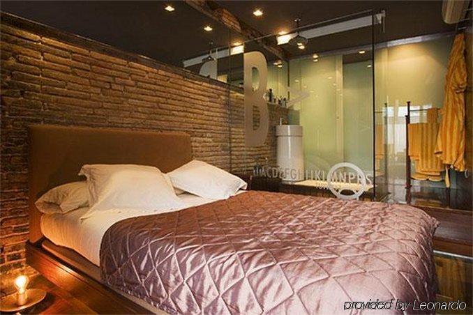 Apartamentos La Casa De Les Lletres บาร์เซโลนา ห้อง รูปภาพ